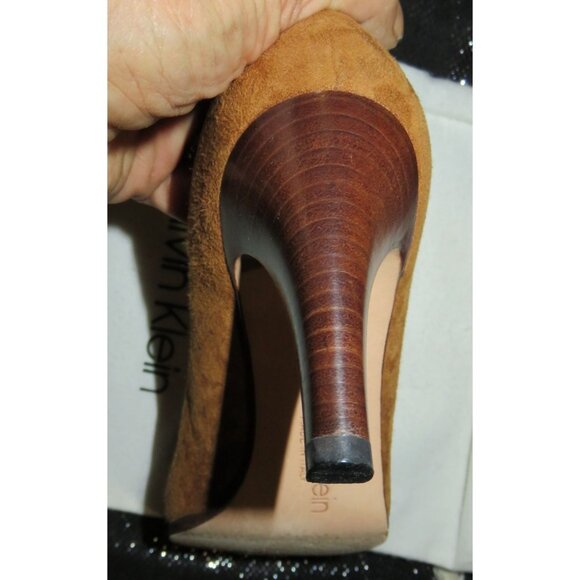 Calvin Klein Suede Leather Pointed Toe Pumps size 6 Color is Spice Brown - Picture 8 of 11